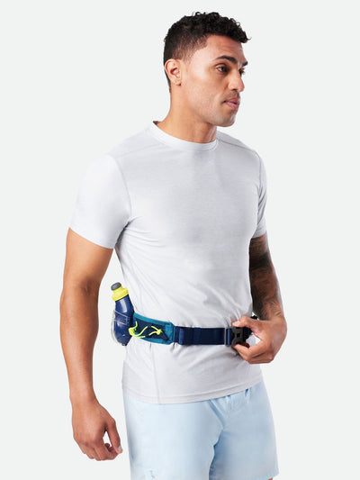 color:Deep Blue/Safety Yellow||seo:Nathan TrailMix Plus Hydration Belt 3.0 - Deep Blue/Safety Yellow - On Model - Side View