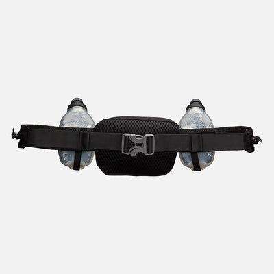color:Black/Reflective Silver||seo:Nathan TrailMix Plus Insulated Hydration Waist Belt 3.0 - Black/Reflective Silver - Front of Belt