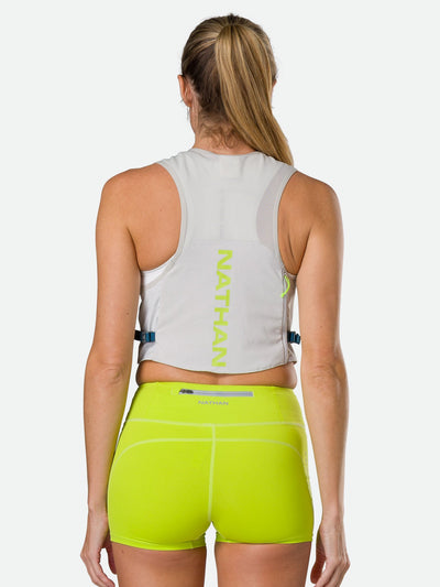 color:Vapor Grey||seo:Nathan Pinnacle FeatherLite 1.5 Liter Unisex Hydration Vest - Vapor Grey - Female Runner Back View