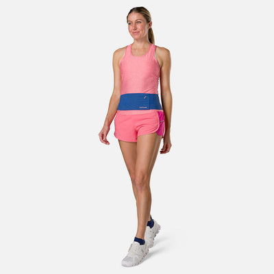 color:True Navy/Rose Gold||seo: Nathan Zipster Max Training Waist Belt - True Navy/Rose Gold - On Model - Three Quarter View