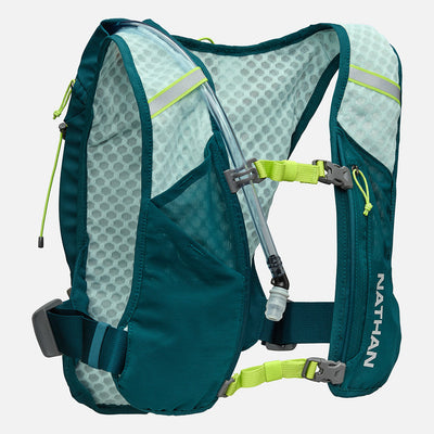 color:Deep Teal/Reflective Silver||seo:Nathan QuickStart 3.0 4 Liter Hydration Pack - Deep Teal/Reflective Silver - Front View