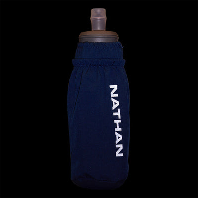 color:Sailor Blue/Reflective Silver||seo:Nathan Pinnacle Soft 14oz Flask Handheld - Sailor Blue/Reflective Silver - Detail View of Reflective Highlights on Handheld