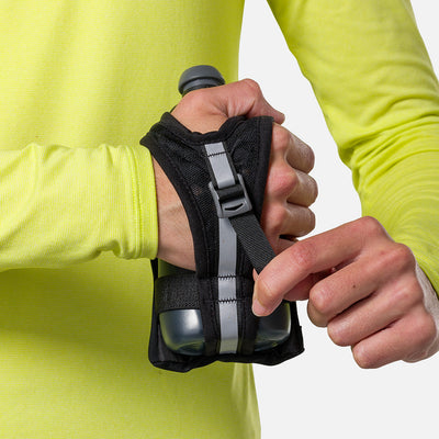 color:Black/Reflective Silver||seo:Nathan SpeedDraw 2 12oz Flask - Black/Reflective Silver - Model Tightening Strap for Better Fit