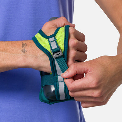color:Deep Teal/Reflective Silver||seo:Nathan SpeedDraw 2 12oz Handheld Flask - Deep Teal/Reflective Silver - Model Tightening Strap for Better Fit