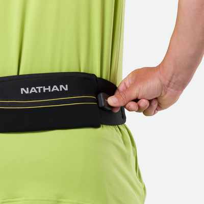 color:Black/High Vis Yellow||seo:Nathan Laser Light 5K Belt RX - Black/High Vis Yellow - Model Turning on Laser Light