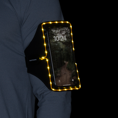 color:BLACK/HIGH VIS YELLOW||view:SKU Image On Body||index:5||gender:||seo: