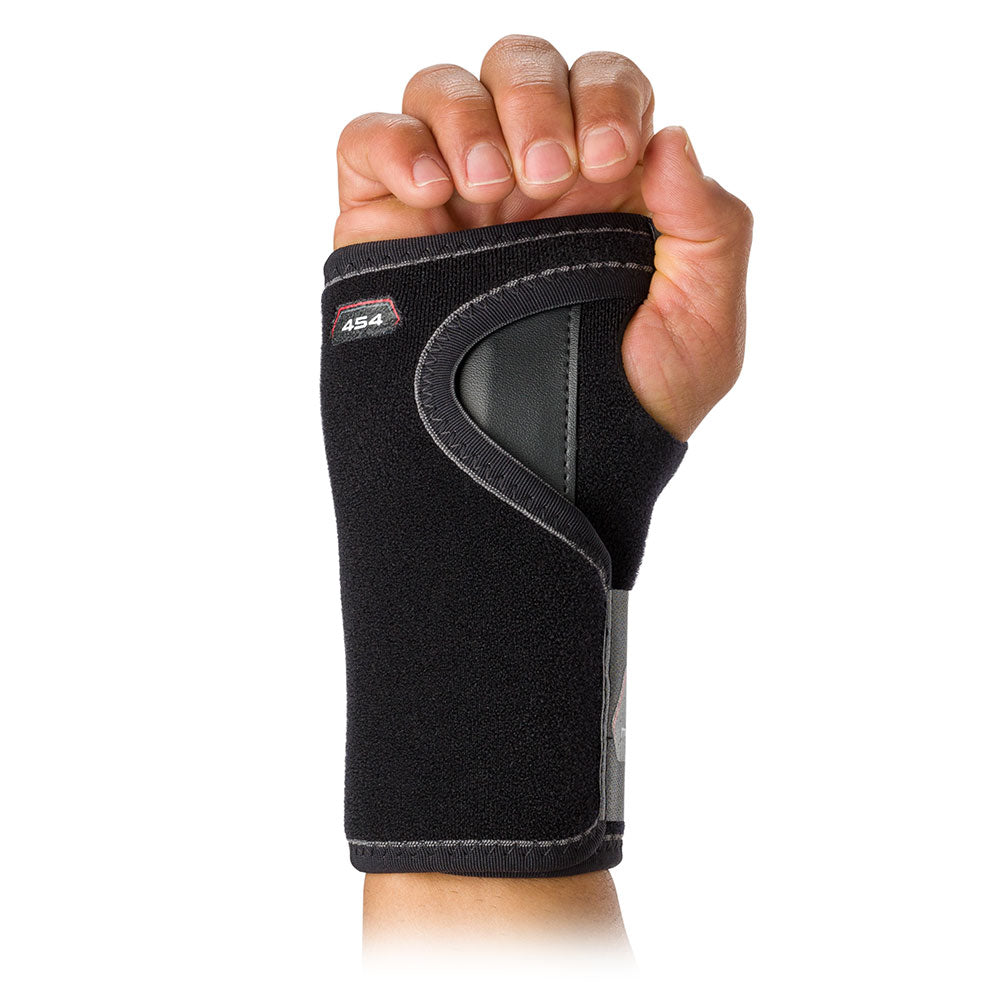 McDavid Wrist Brace/Adjustable - Black