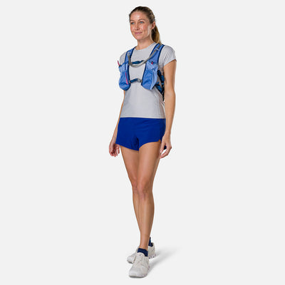 color:Periwinkle/Estate Blue||seo:Nathan TrailMix 2.0 12 Liter Unisex Hydration Pack - Periwinkle/Estate Blue - Female Runner Three Quarter View
